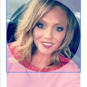 Meet your Posher, Lacy